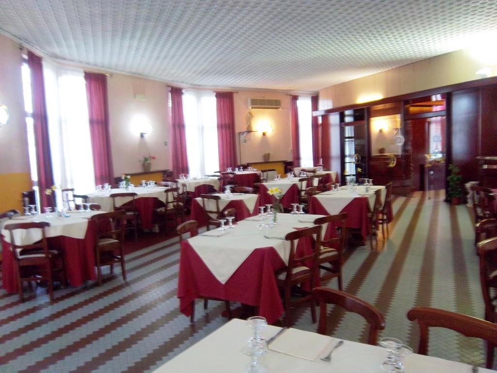 Hotel Cascata Pozzolo Formigaro Bagian luar foto